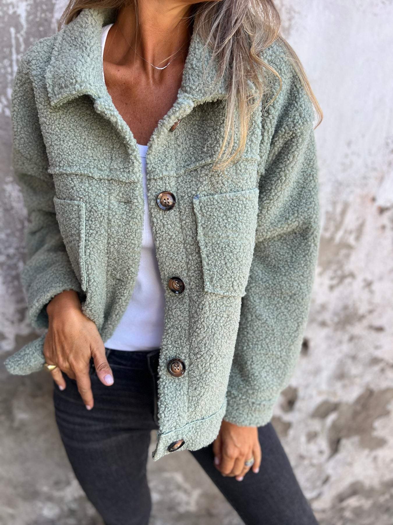 Elara | Cosy Buttoned Jacket