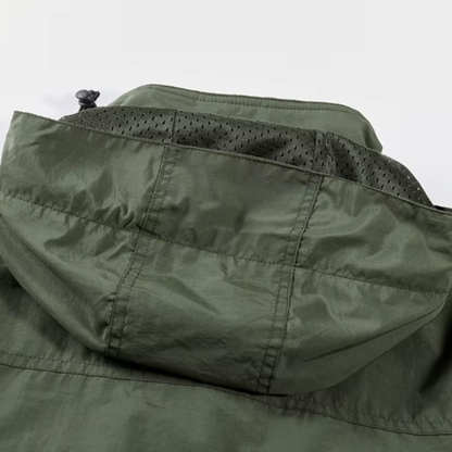 Elegant jacket for outdoors