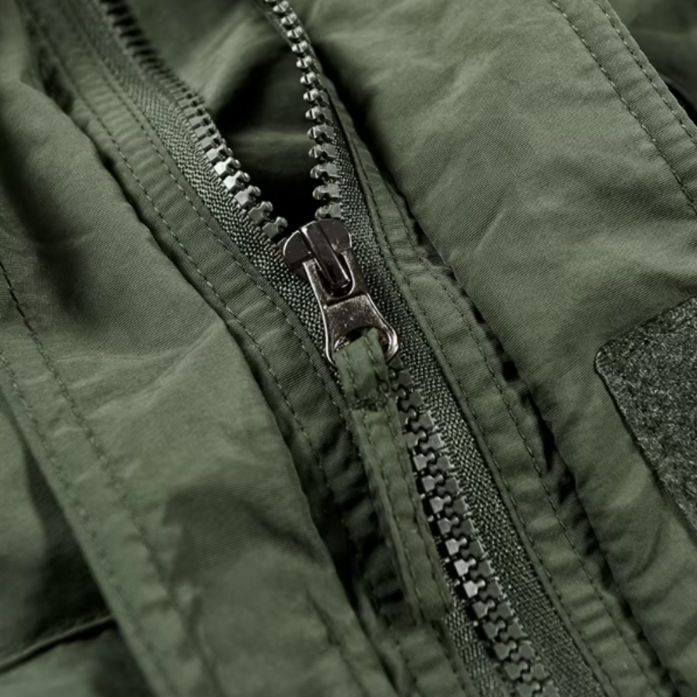 Elegant jacket for outdoors